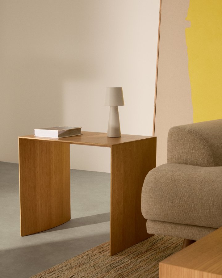 KAVE HOME Litto egefiner sidebord med naturlig farve finish, 55 x 40 cm