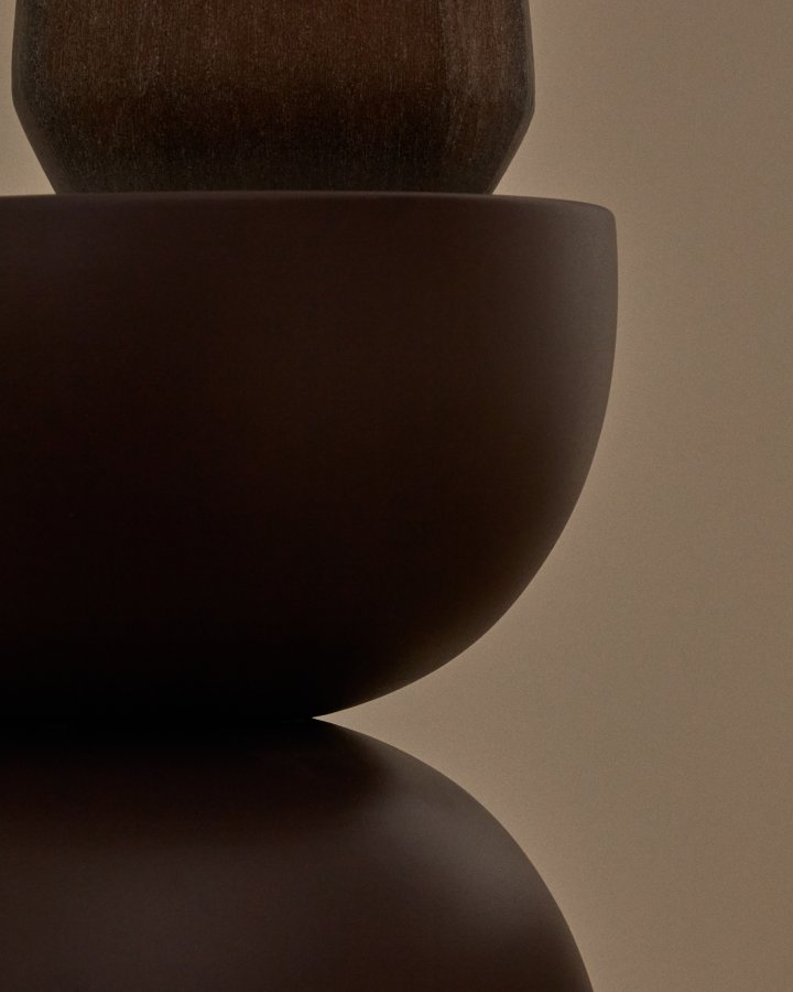 KAVE HOME Sidebord Rachell lavet af metal med lilla malet finish Ã˜30,5 cm