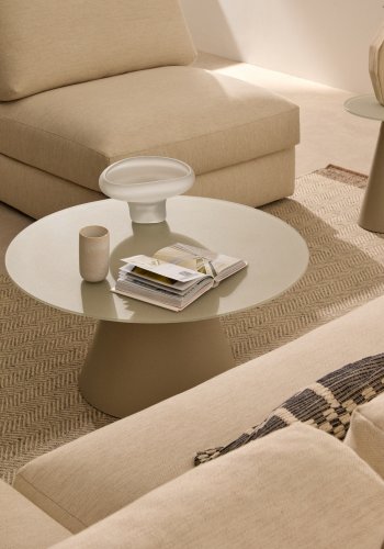 KAVE HOME Wilshire sofabord i hrdet glas og metal med en mat gr finish, 80 cm