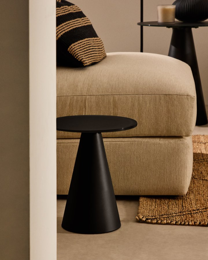 KAVE HOME Wilshire sidebord med matteret hrdet glas og stl med mat sort malet finish Ã˜