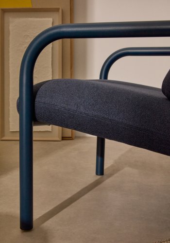 KAVE HOME Inari lnestol i beige med beigelakeret stlfinish FSC Mix Credit