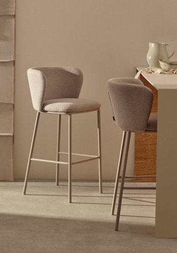 KAVE HOME Ciselia barstol, m. rygln og fodsttte - beige chenille og beige stl (H:65cm)