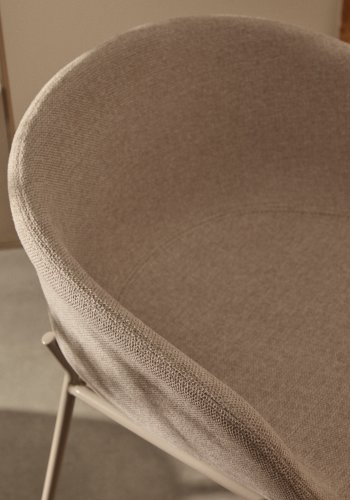 KAVE HOME Yvette skammel i beige chenille og stlben i beige finish, 65 cm hj
