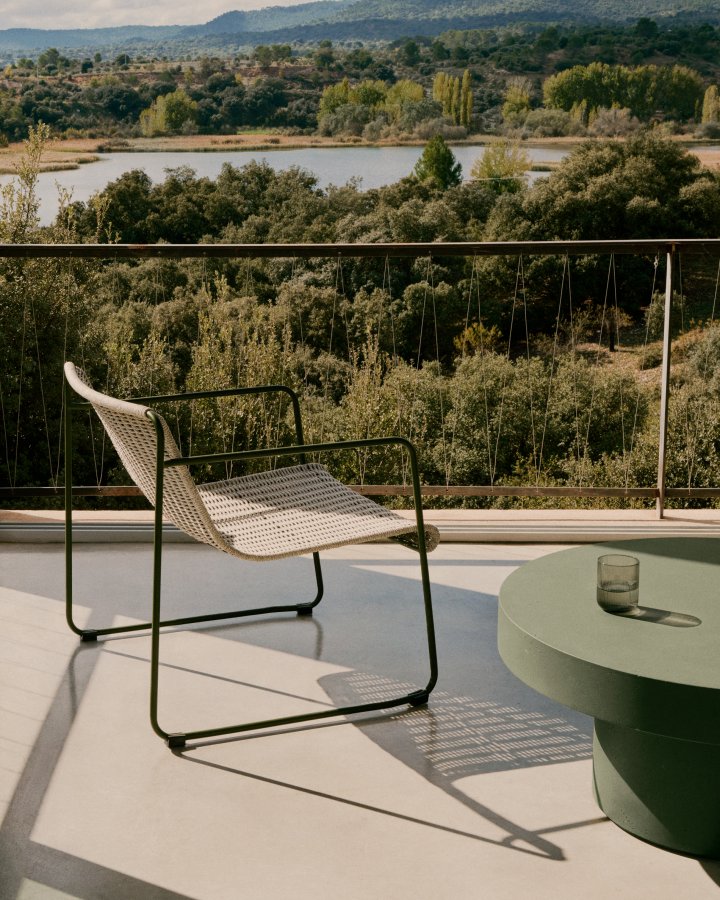 KAVE HOME Aiguablava udendrs sofabord, rund - grn cement (90)