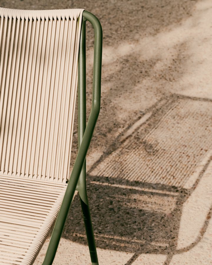 KAVE HOME Zivia udendrsstol i ecru rebsnor og grn galvaniseret stl