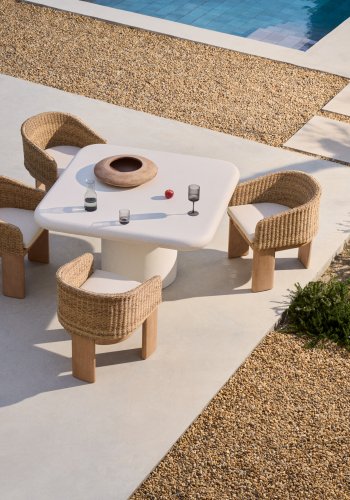 KAVE HOME Addaia havebord, kvadratisk - hvid cement (135x135)