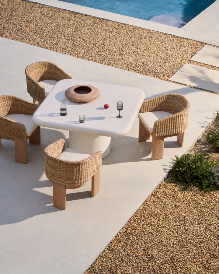 KAVE HOME Addaia havebord, kvadratisk - hvid cement (135x135)