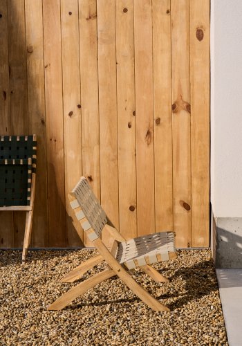 KAVE HOME Chabeli udendrs klapstol - creme stof snor og akacietr