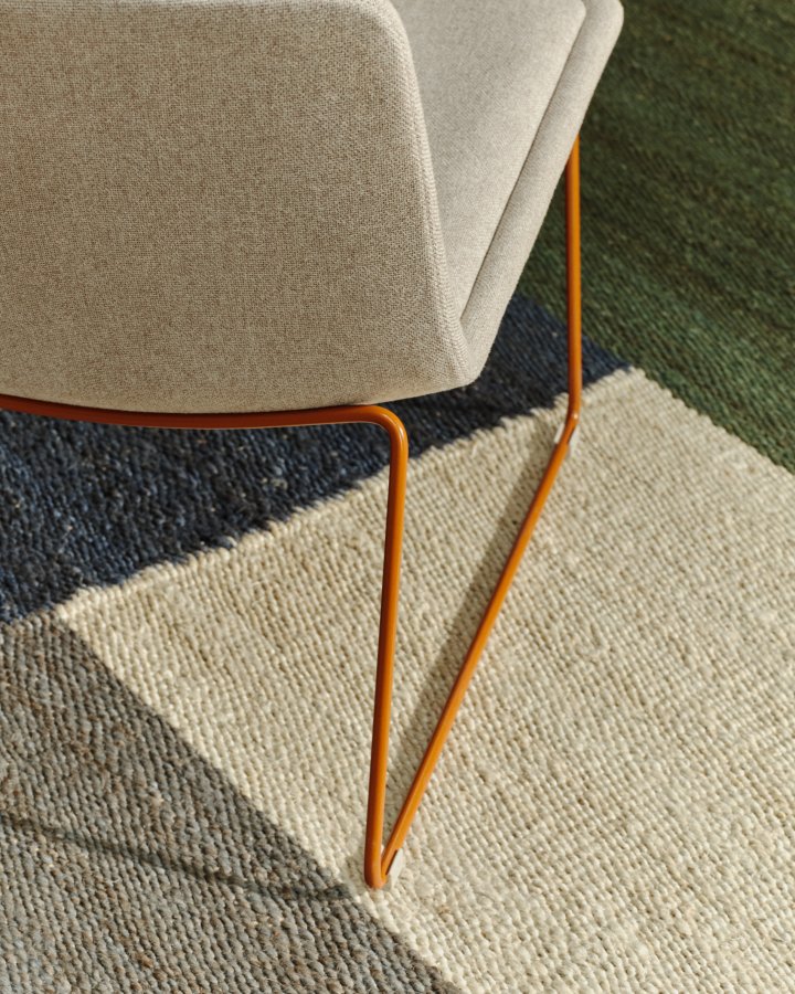 KAVE HOME Zahara beige lnestol med stlben og FSC 100% terracotta finish