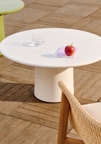 KAVE HOME Albanella sofabord, rund - blank hvid cement (85)