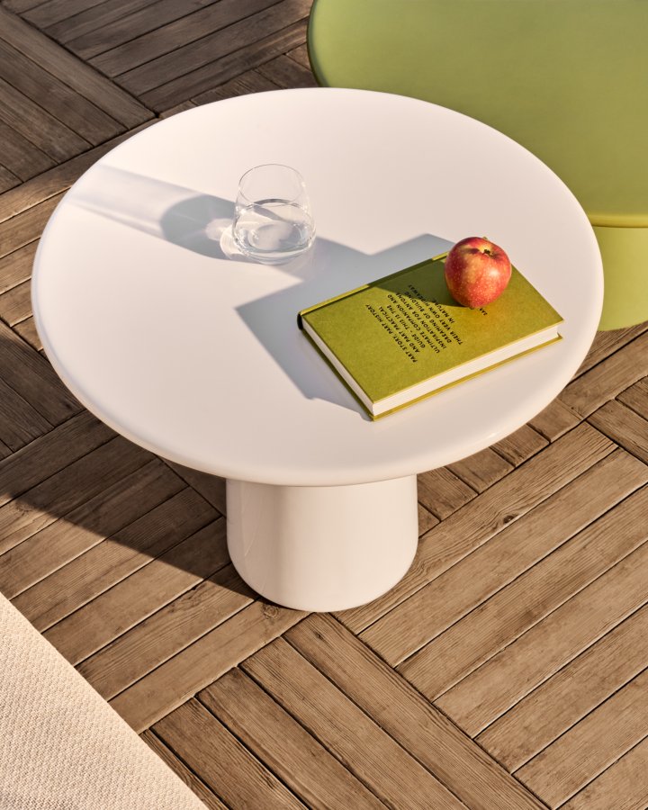 KAVE HOME Albanella sofabord, rund - blank hvid cement (65)