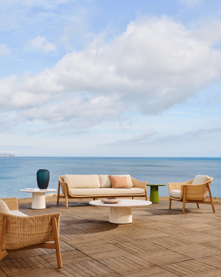 KAVE HOME Galea 3-personers sofa i FSC 100% massivt teaktr og syntetisk rattan 223cm