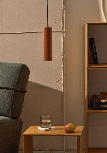 KAVE HOME Andia loftslampe i aluminium med terracotta malet finish