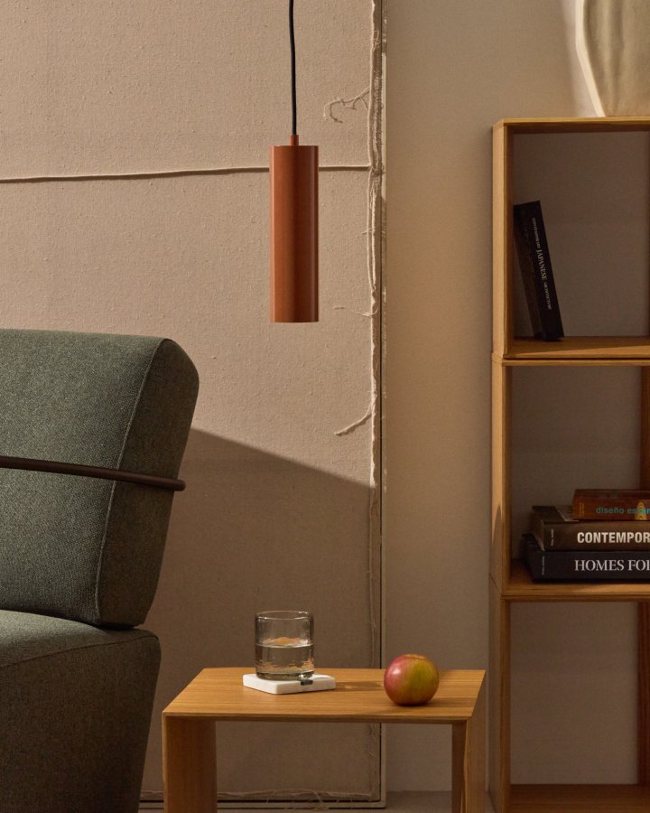 KAVE HOME Andia loftslampe i aluminium med terracotta malet finish