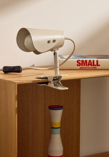 KAVE HOME Jula lille lampe med klemme i grt metal