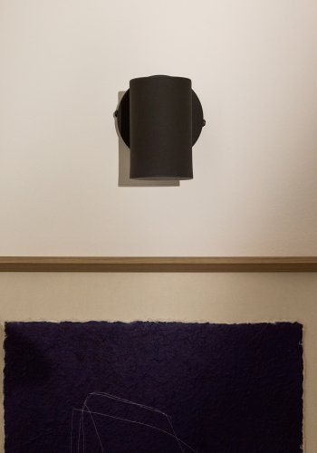 KAVE HOME Manie vgmonteret metallampe med sort stbejernseffekt finish