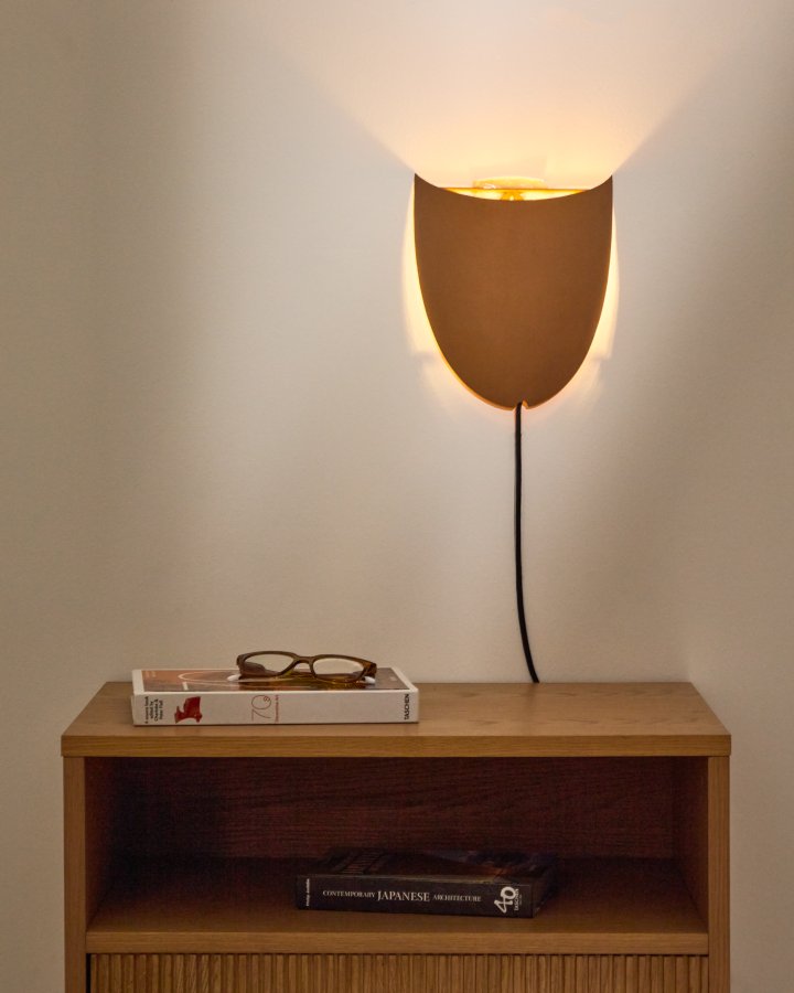 KAVE HOME Nibla vgmonteret lysarmatur i terracotta-effekt metal