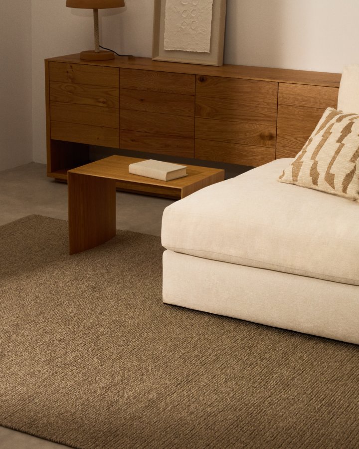 KAVE HOME Galinda taupetppe lavet af syntetiske fibre, 160 x 230 cm