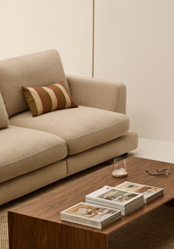 KAVE HOME Sofa Gala 4-personers i beige chenille FSC Mix Credit 300 cm