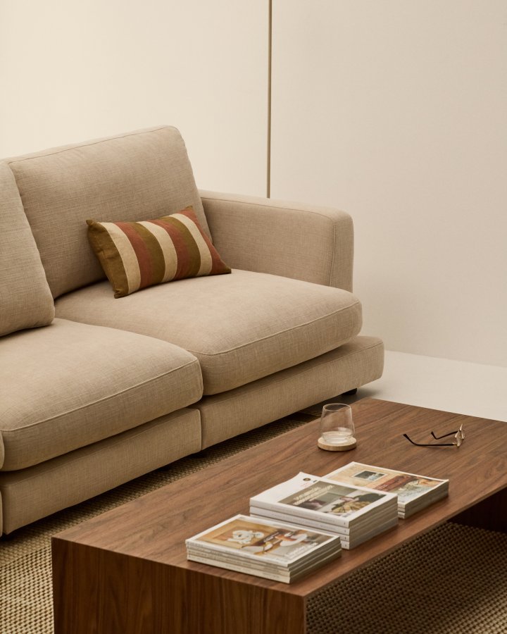 KAVE HOME Sofa Gala 4-personers i beige chenille FSC Mix Credit 300 cm