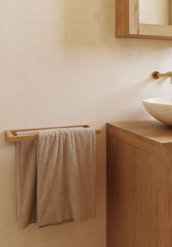 KAVE HOME Kenta hndkldeholder i massiv teak, 40 x 5 cm