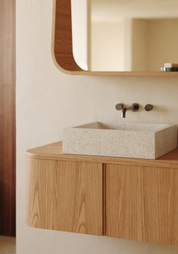 KAVE HOME Salaya ask lamineret krydsfiner badevrelsesskab i naturlig finish, 90 x 45 cm