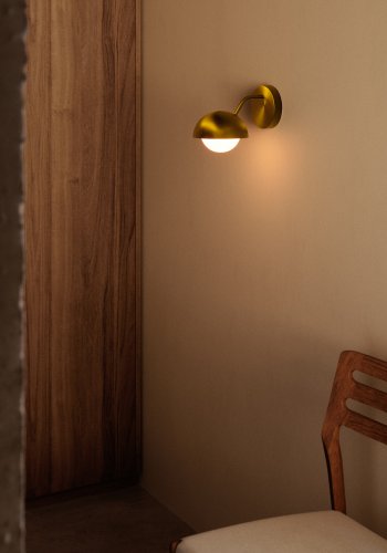 KAVE HOME Lonela vglampe - frostet glas og messing metal