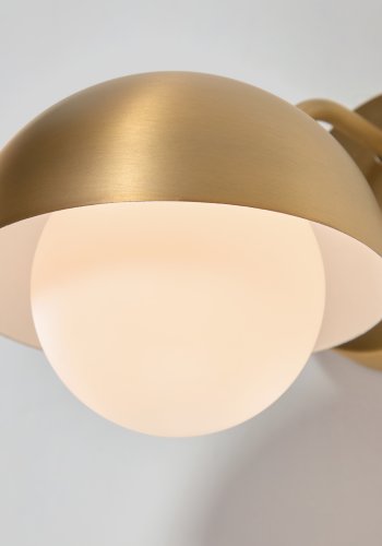 KAVE HOME Lonela vglampe - frostet glas og messing metal