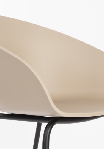 ZUIVER Void spisebordsstol, m. armln - latte brun genanvendt polypropylen og sort stl