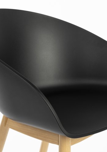 ZUIVER Void spisebordsstol, m. armln - sort genanvendt polypropylen og natur eg