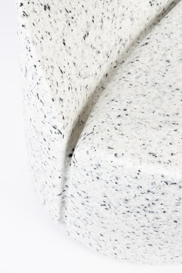 ZUIVER Bloom udendrs loungestol - hvid terrazzo genanvendt exopixel