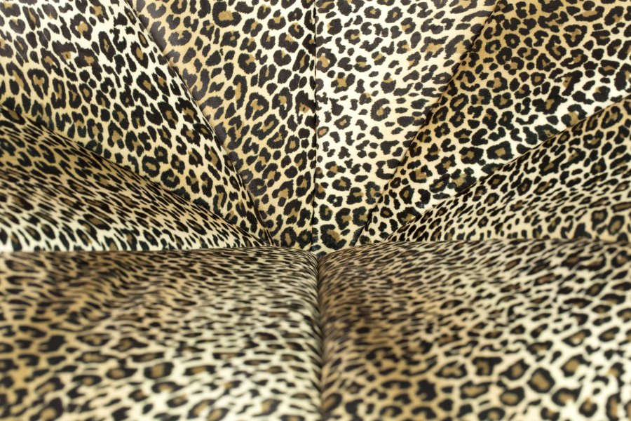 BOLD MONKEY Where The Sun Doesn't Shine drejestol - brun multifarvet panterprint polyester/guld stl