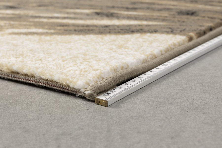 BOLD MONKEY The legend of Koi gulvtppe, rektangulr - beige/sort/gr polypropylen/decolan 160x230 