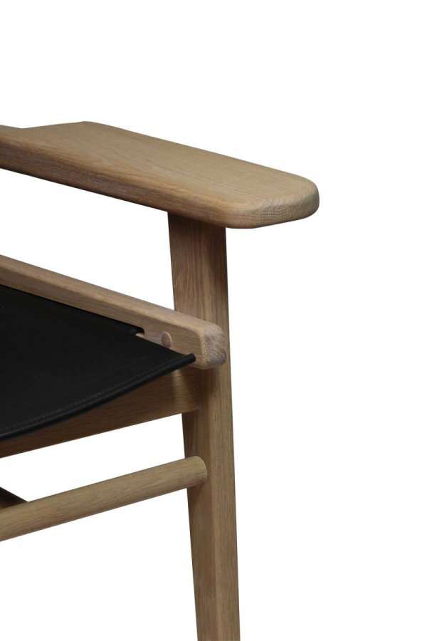 Cris loungestol - olieret eg og gte sort lder, m. armln