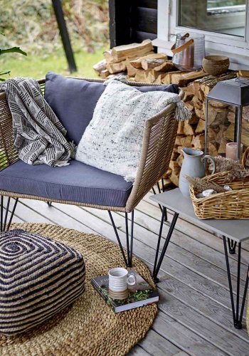 BLOOMINGVILLE Mundo sofabord, kvadratisk - grt beton og sort metal (55x55)