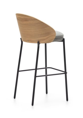 KAVE HOME Eamy barstol, m. rygln og fodsttte - lysegr stof, natur askefinér og sort stl