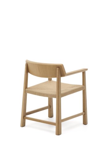 KAVE HOME Idun stol lavet af FSC 100% massivt egetr med naturlig tone finish og snoresde