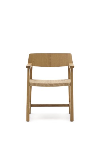 KAVE HOME Idun stol lavet af FSC 100% massivt egetr med naturlig tone finish og snoresde