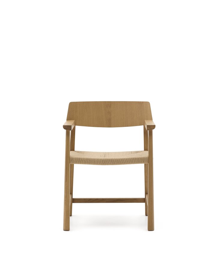 KAVE HOME Idun stol lavet af FSC 100% massivt egetr med naturlig tone finish og snoresde