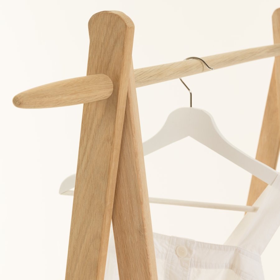 KAVE HOME Natane tjstativ, m. hylde - natur rattan og egetr