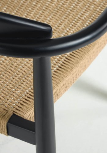 KAVE HOME Glynis spisebordsstol, m. armln - massivt mat sort eukalyptus tr og natur flettet reb
