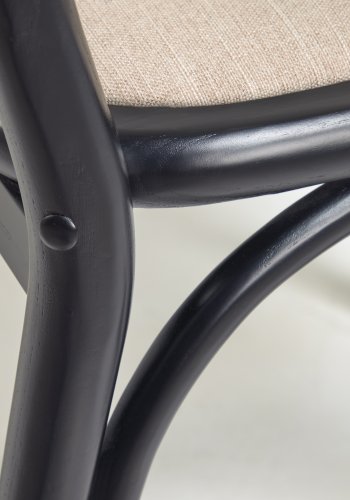 KAVE HOME Doriane spisebordsstol - rattan, stof og sort elmetr