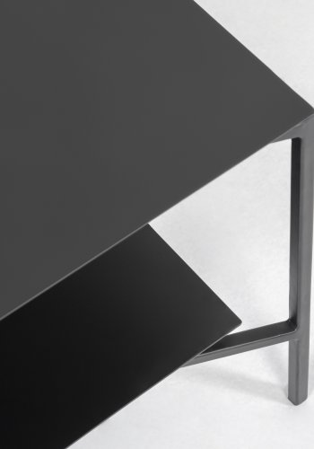 KAVE HOME Azisi sofabord, m. hylde - sort glas og sort stl (140x60)