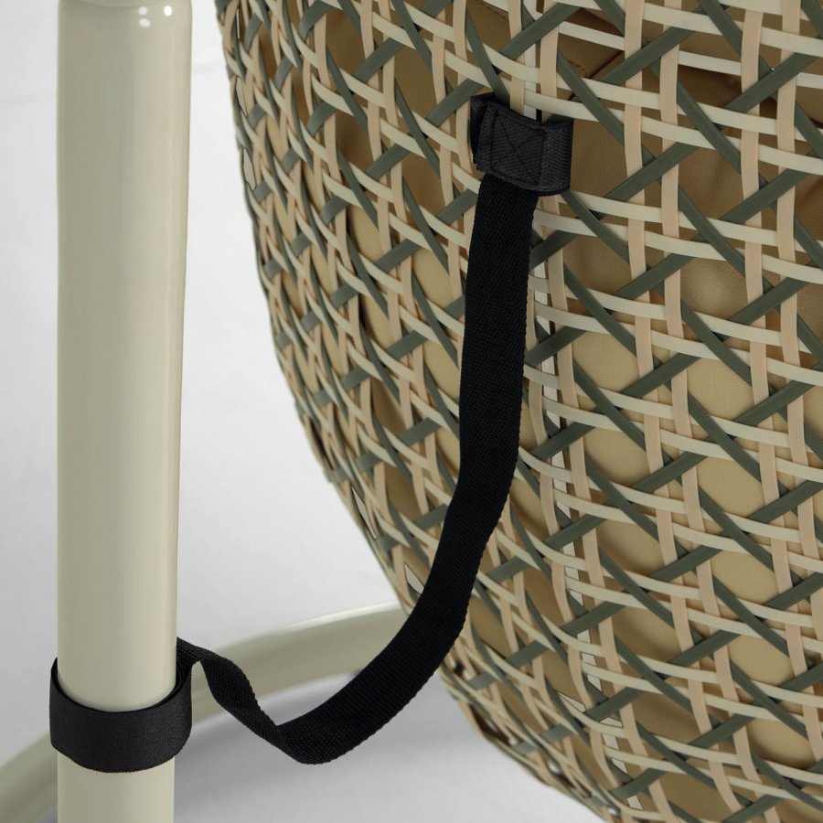 KAVE HOME Cira hngestol, m. hynder og stativ - polyester, multifarvet polyrattan og stl