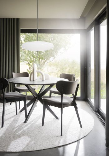 ROWICO Calverton spisebord, rund - sort egefiner og eg (120)