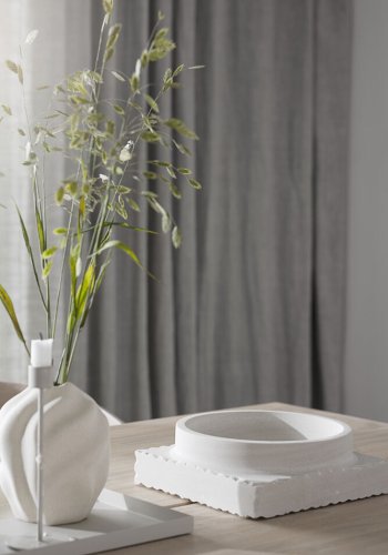 ROWICO Carradale spisebord, m. udtrk - hvidvasket eg og sort metal (170x100)