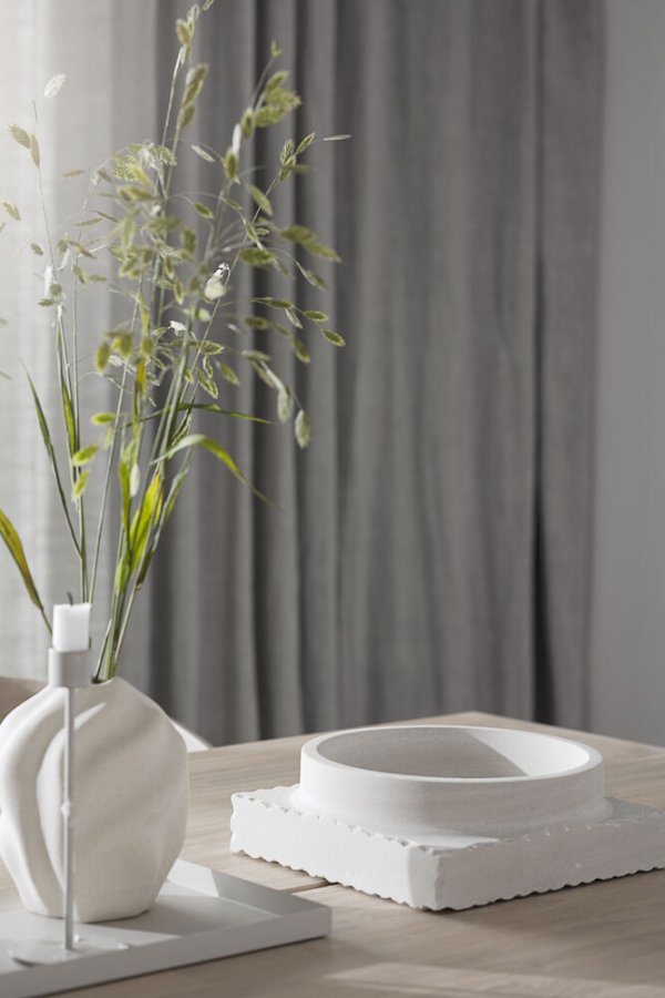 ROWICO Carradale spisebord, m. udtrk - hvidvasket eg og sort metal (170x100)