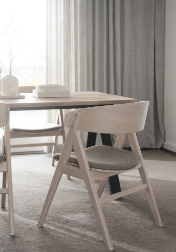 ROWICO Waterton spisebordsstol, m. armln - gr/brun stof og hvidvasket eg