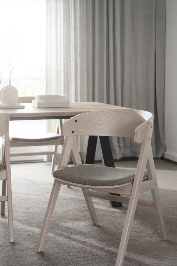 ROWICO Waterton spisebordsstol, m. armln - gr/brun stof og hvidvasket eg