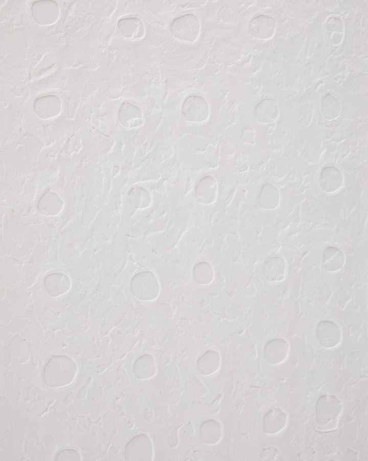 KAVE HOME Olvin abstrakt billede p hvidt genbrugspapir med hndlavede relieffer 103,6 x 123,6 cm